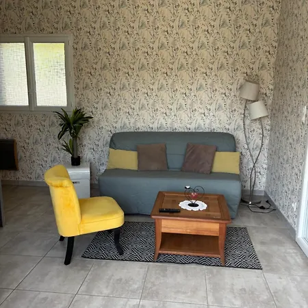Tatil Evi Les Fontaines De Panama Yenne